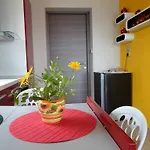 Terra Del Nonno With Sea Views & Pool Βίλα
