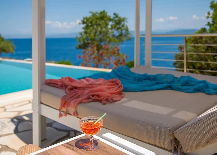Terra Del Nonno With Sea Views & Pool *