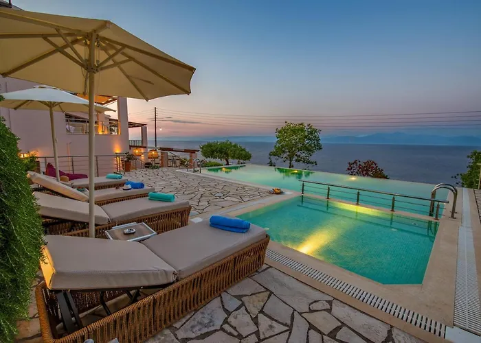 Terra Del Nonno With Sea Views & Pool *
