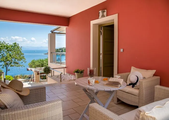 Terra Del Nonno With Sea Views & Pool