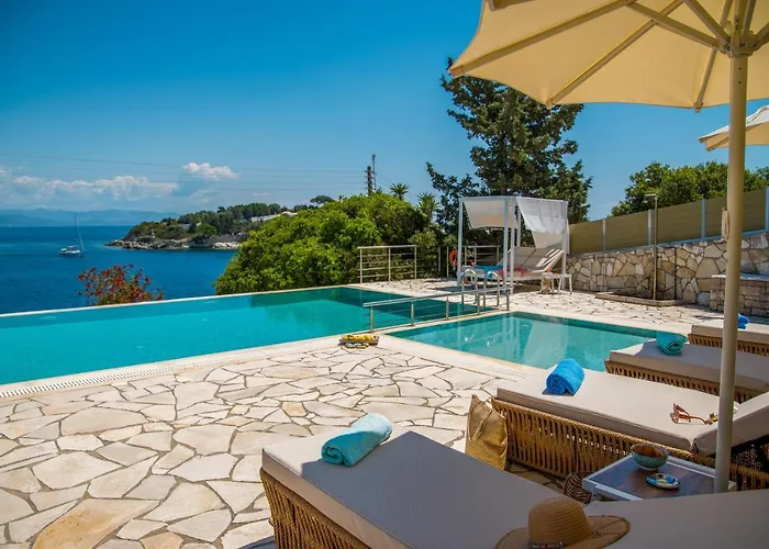 Villa Terra Del Nonno With Sea Views & Pool