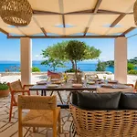 Terra Del Nonno With Sea Views & Pool Vilă Gaios