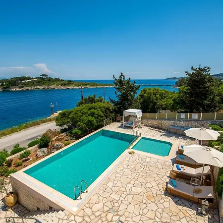 Villa Terra Del Nonno With Sea Views & Pool