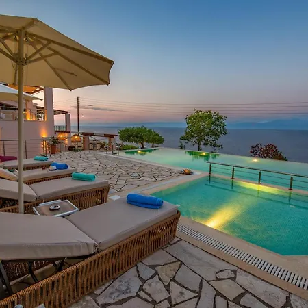 Terra Del Nonno With Sea Views & Pool *