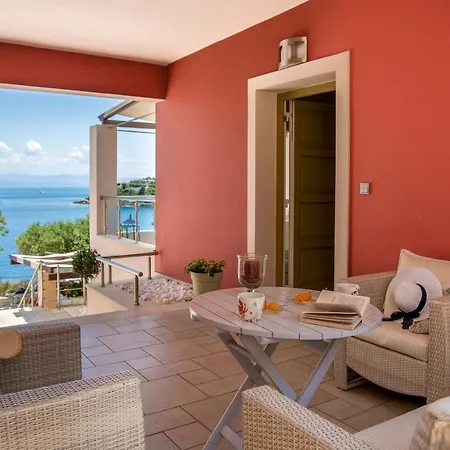 Terra Del Nonno With Sea Views & Pool