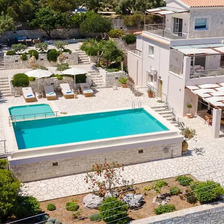 Terra Del Nonno With Sea Views & Pool * Gaios