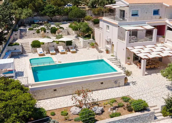 Terra Del Nonno With Sea Views & Pool * جايوس